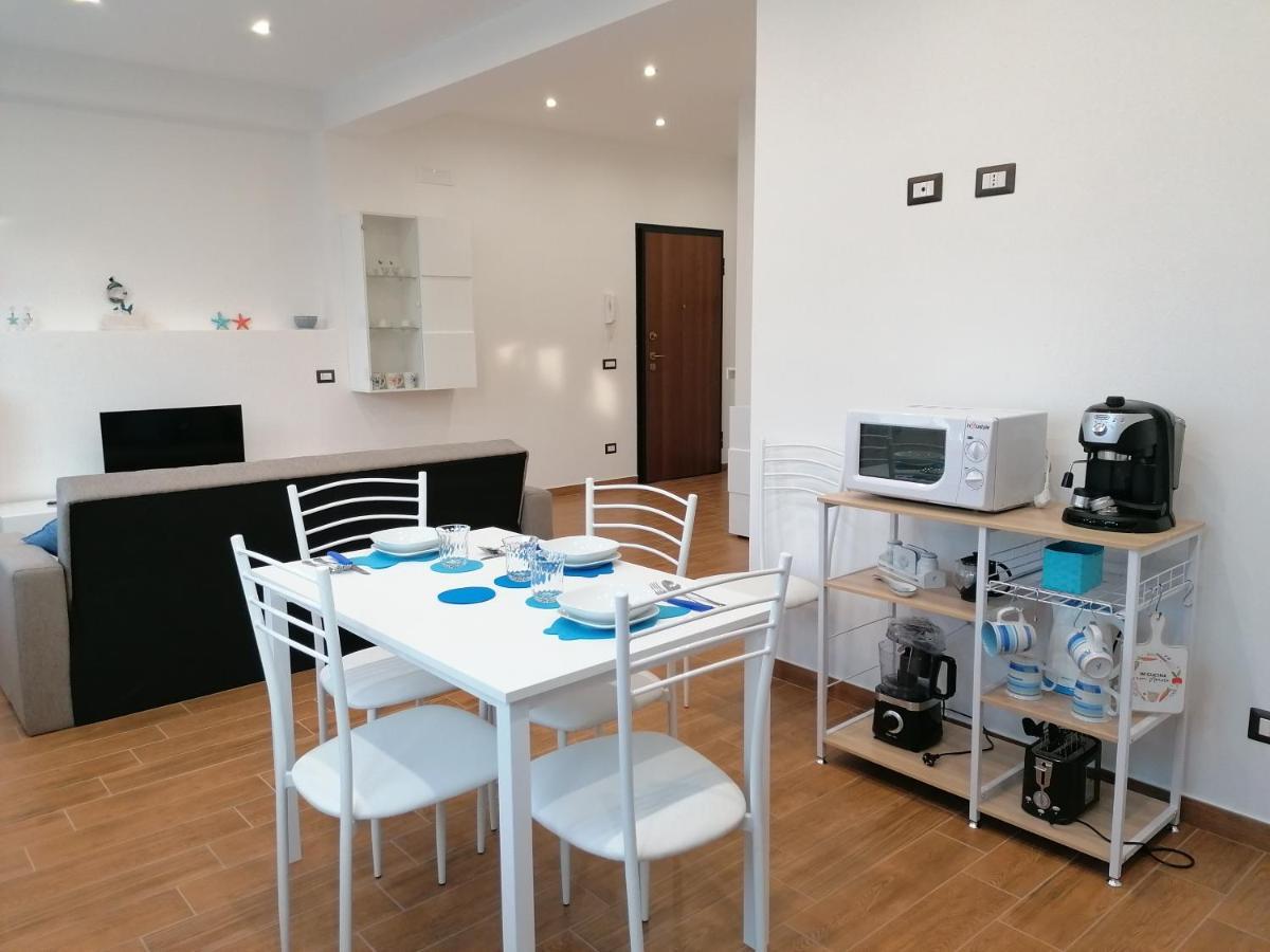 캄포펠리체 디 로첼라 Momaliar House 빌라 외부 사진