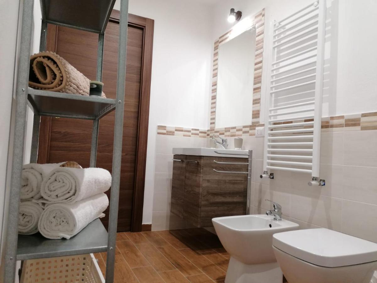 캄포펠리체 디 로첼라 Momaliar House 빌라 외부 사진