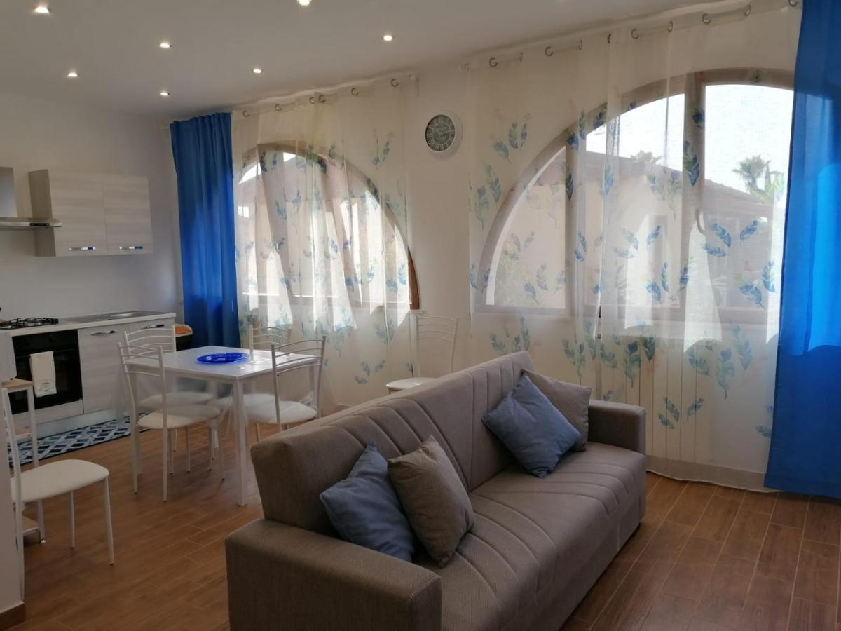 캄포펠리체 디 로첼라 Momaliar House 빌라 외부 사진