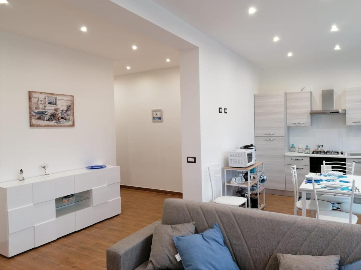 캄포펠리체 디 로첼라 Momaliar House 빌라 외부 사진