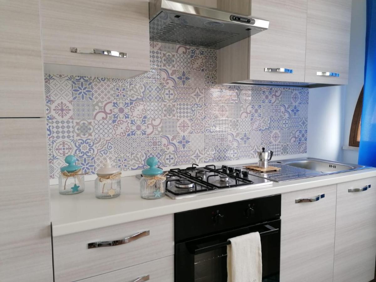 캄포펠리체 디 로첼라 Momaliar House 빌라 외부 사진